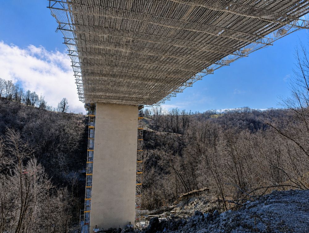 ponteggi_edilnoleggivalente_ponte_rio_torto